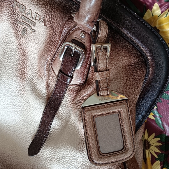 *Genuine Vintage Prada Leather Ombre bag!* - Picture 3 of 14